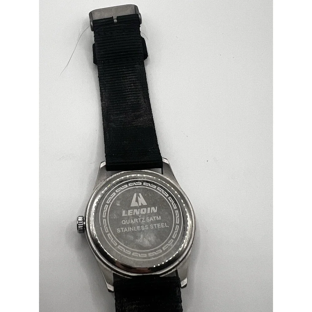 LINQIN Men's Watch Quartz 5ATM Stainless Steel No. 0550 - New Battery